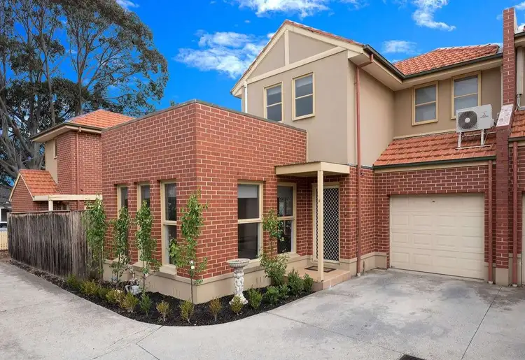 2/367 Napier St, Strathmore VIC 3041