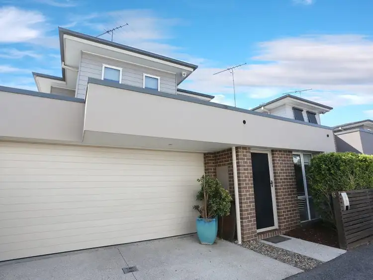 6 Little Fenwick St, Geelong VIC 3220