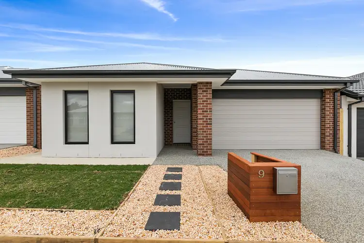 9 Companion St, Mount Duneed VIC 3217
