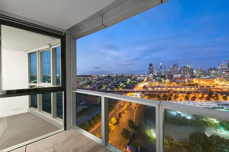 1904N/241 Harbour Esplanade, Docklands VIC 3008