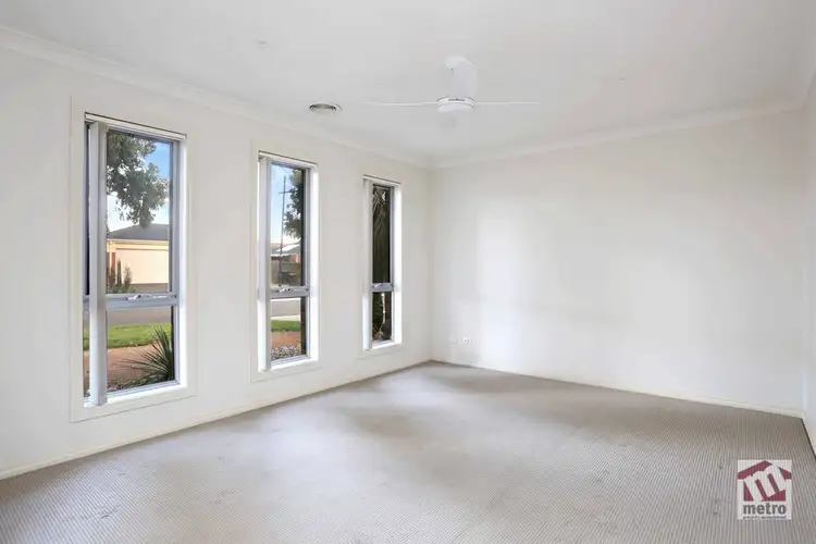 Fifth view of Homely house listing, 32 Felicity Drive, Tarneit VIC 3029