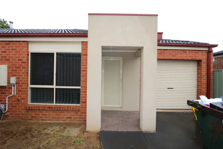 2/7 Blossom Lane, Werribee VIC 3030