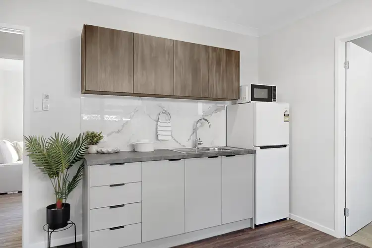 Third view of Homely unit listing, 33 Berrimilla St, Manly West QLD 4179