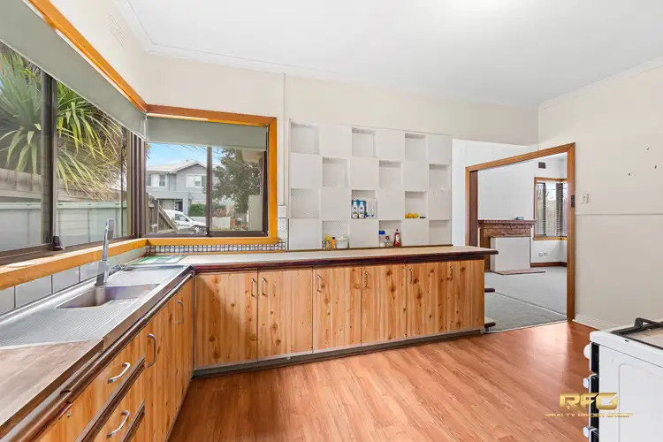Fifth view of Homely house listing, 5 Lorenz St, Sunshine VIC 3020