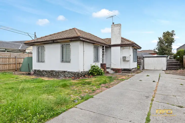 53 Churchill Ave, Maidstone VIC 3012
