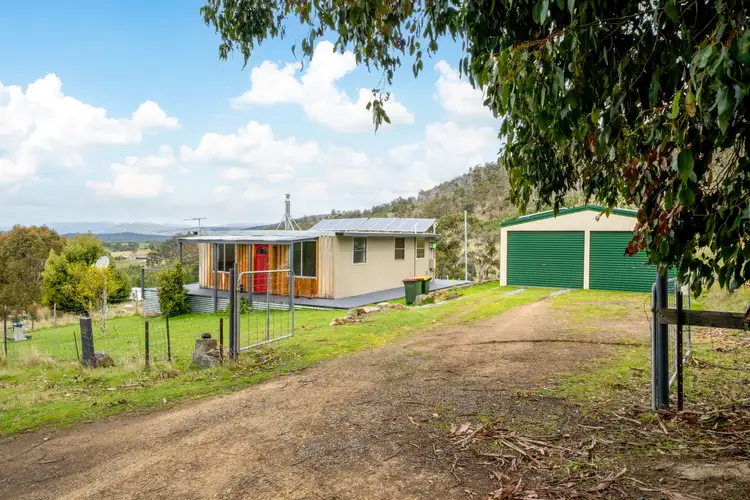 101 Hall Rd, Fentonbury TAS 7140
