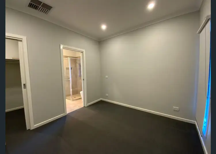 Fifth view of Homely house listing, 34 Annapurna Cres, Truganina VIC 3029