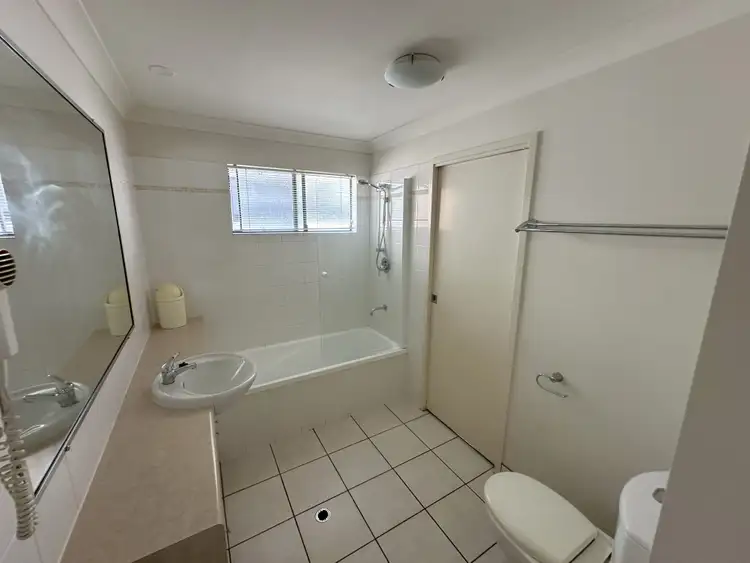 Fifth view of Homely apartment listing, 7/58 Glenlyon St, Gladstone Central QLD 4680