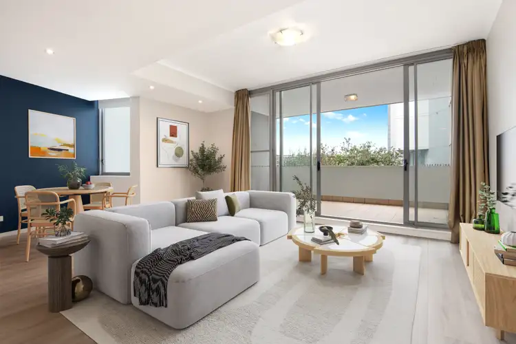 10 Sturdee Parade