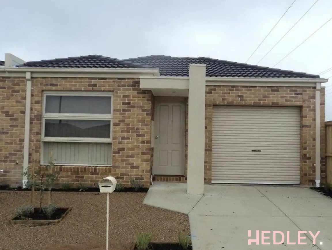 Main view of Homely house listing, 2/7 Casablanca Court, Truganina VIC 3029