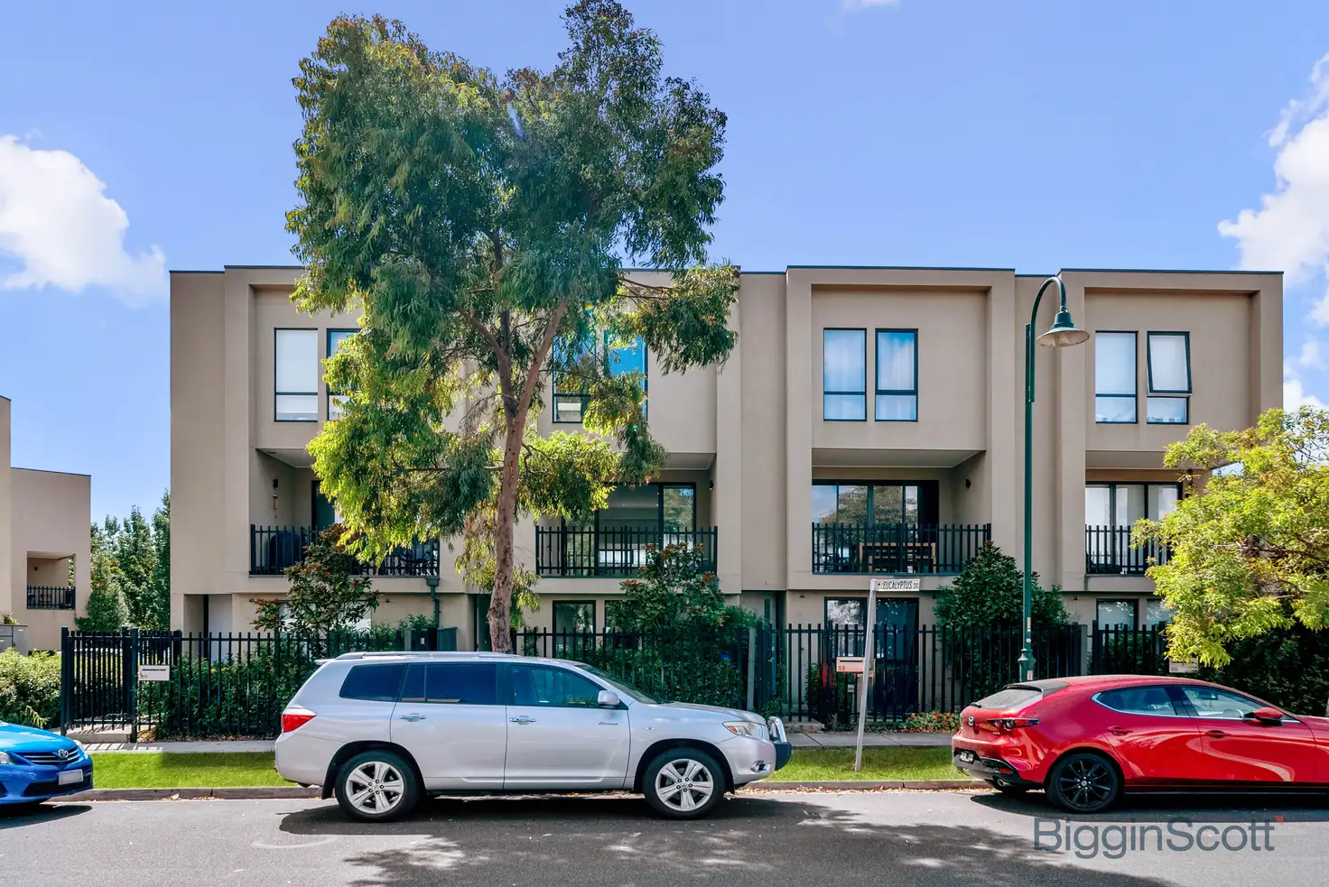 Main view of Homely townhouse listing, 51 Crefden Street, Maidstone VIC 3012