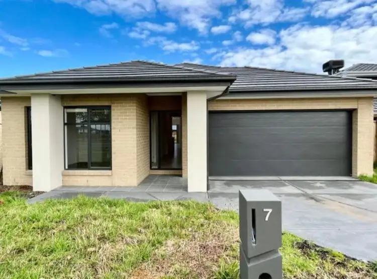 Second view of Homely house listing, 7 Cobain Way, Cranbourne East VIC 3977