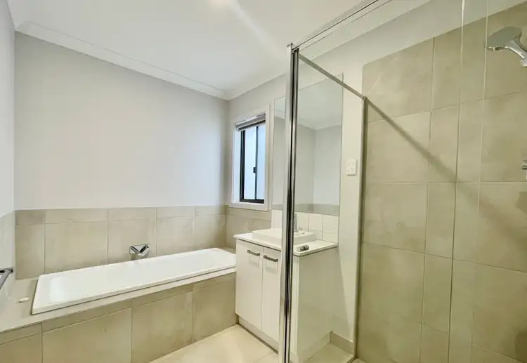 Fifth view of Homely house listing, 19 Farleigh Dr, Tarneit VIC 3029