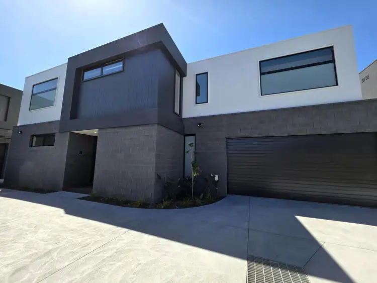 Main view of Homely townhouse listing, 2/52 Balcombe Rd, Mentone VIC 3194