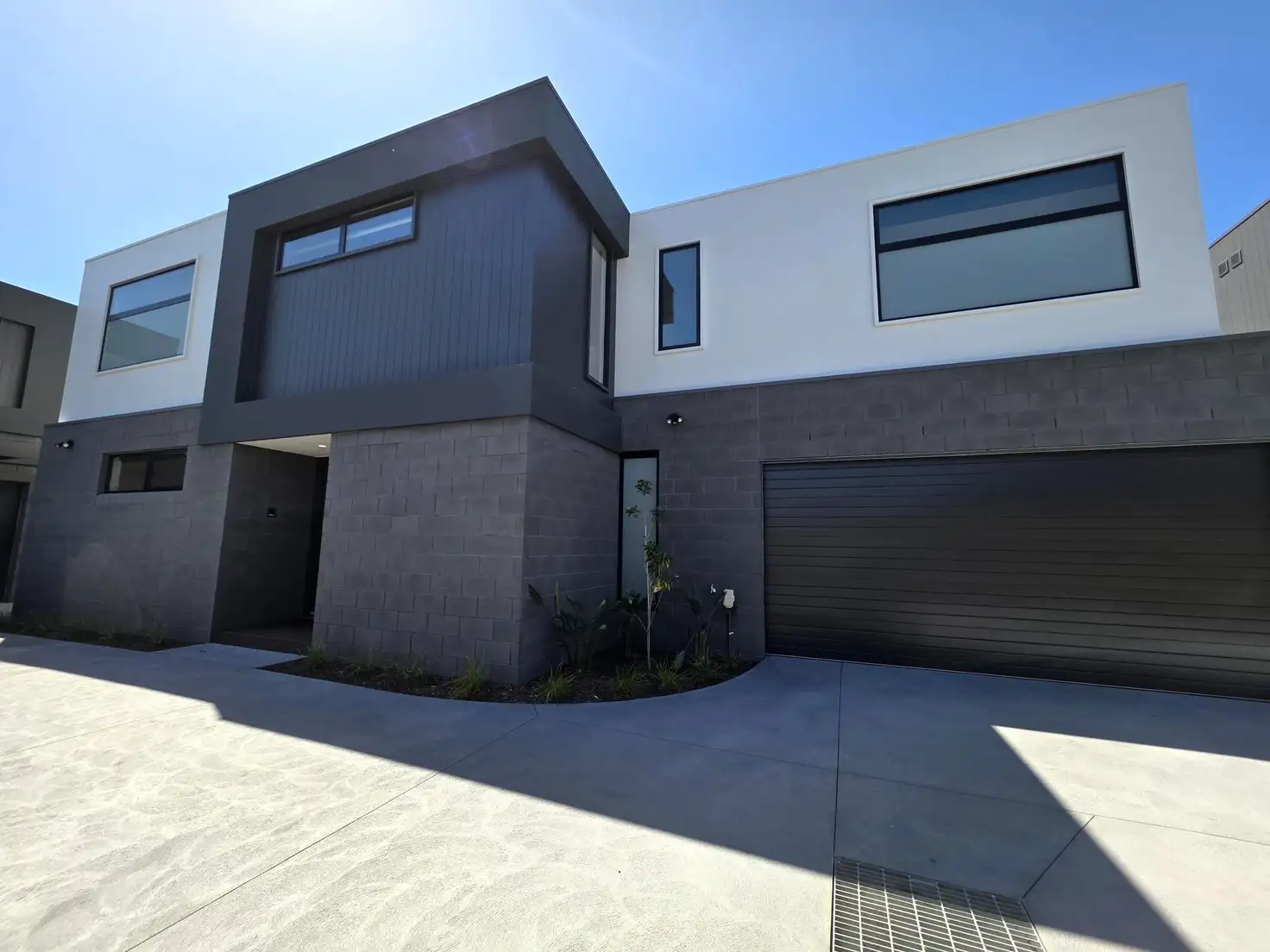 Main view of Homely townhouse listing, 2/52 Balcombe Rd, Mentone VIC 3194