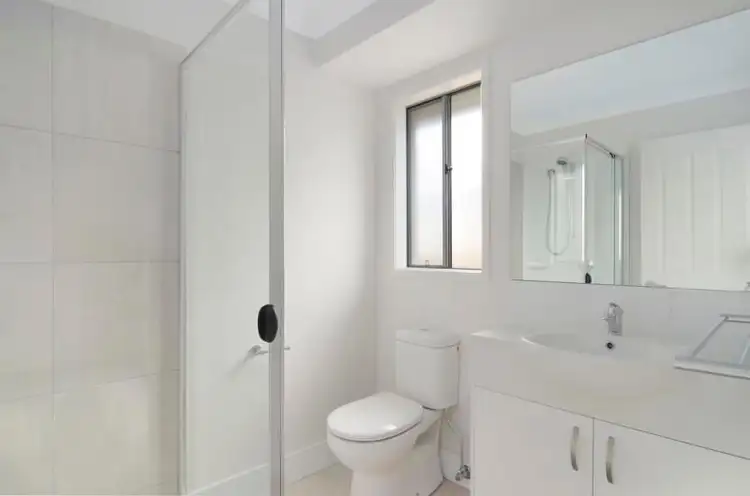 Fifth view of Homely semi-detached listing, 1/24 Giacco Street, Coomera QLD 4209