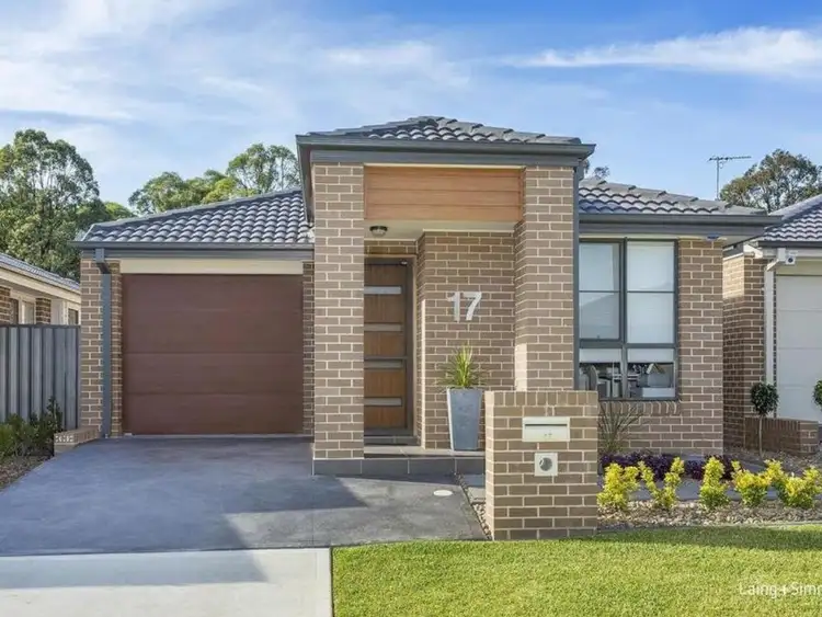 17 Cawley Circuit, Ropes Crossing NSW 2760