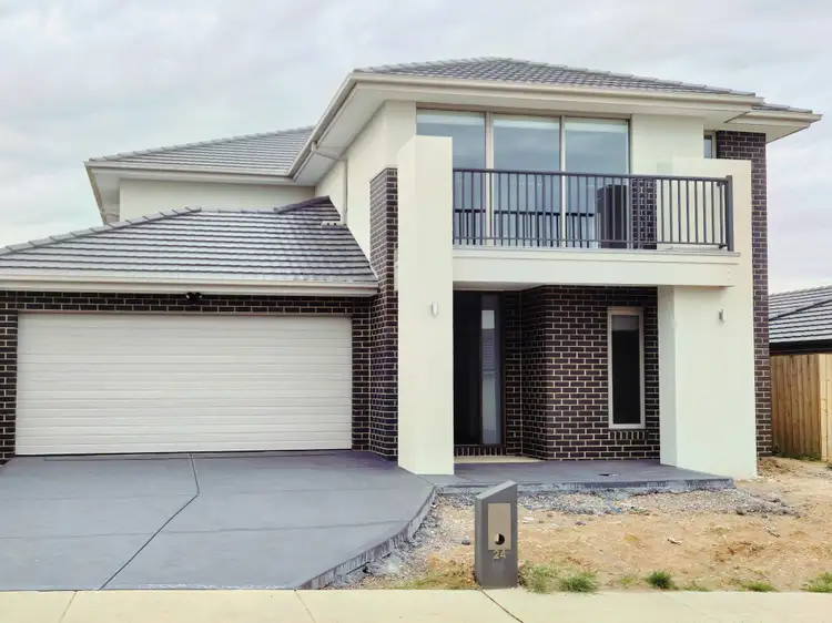 24 Guling Rise, Clyde North VIC 3978