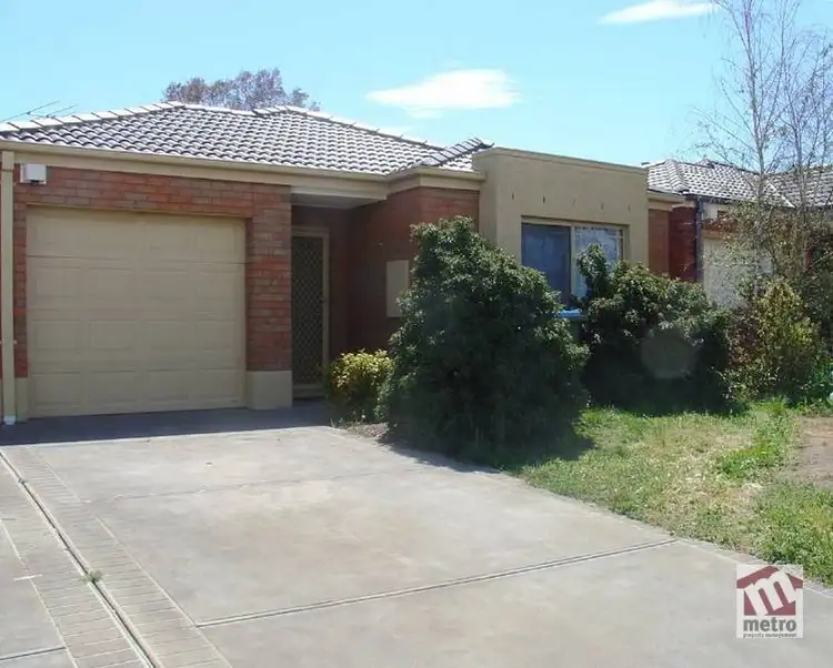 30 Ruby Place, Werribee VIC 3030
