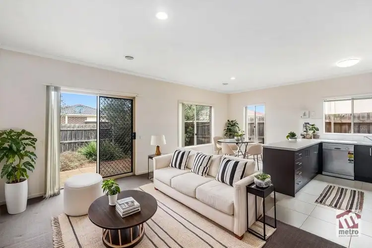 45/17 Crestmont Drive, Melton South VIC 3338