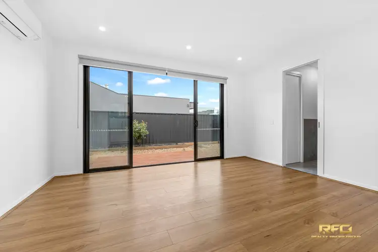 Fourth view of Homely townhouse listing, 2/54 Henry St, St Albans VIC 3021