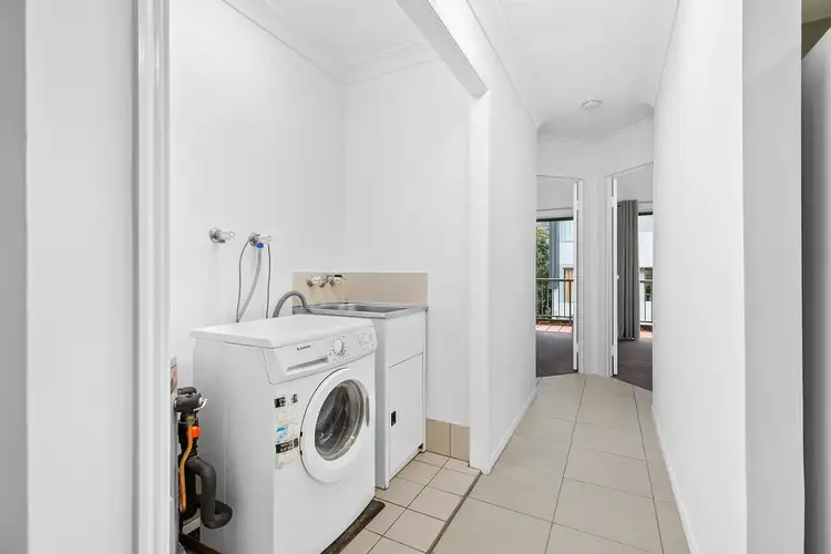 Fourth view of Homely apartment listing, 6/124 Carmody Road, St Lucia QLD 4067