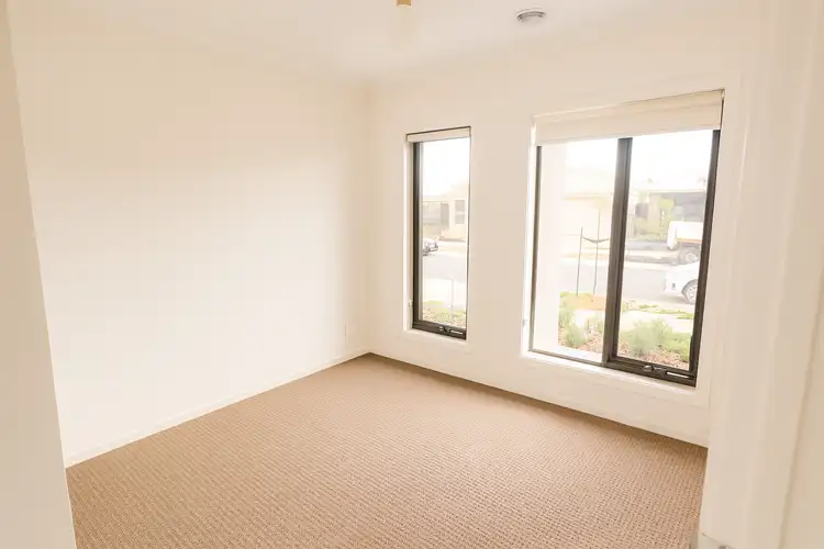 Fifth view of Homely house listing, 39 Coolamon Dr, Craigieburn VIC 3064