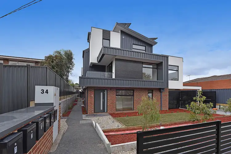 2/34 Bulla Road, Strathmore VIC 3041