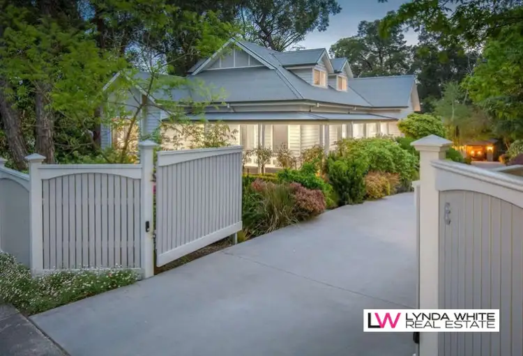 8 Lockwood Rd, Belgrave Heights VIC 3160