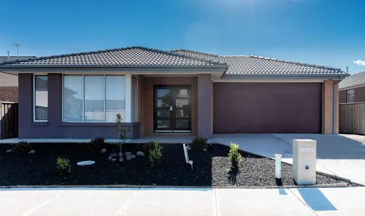 16 Huckleberry Street, Point Cook VIC 3030