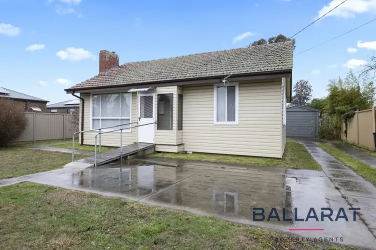 1219 Grevillea Rd, Wendouree VIC 3355