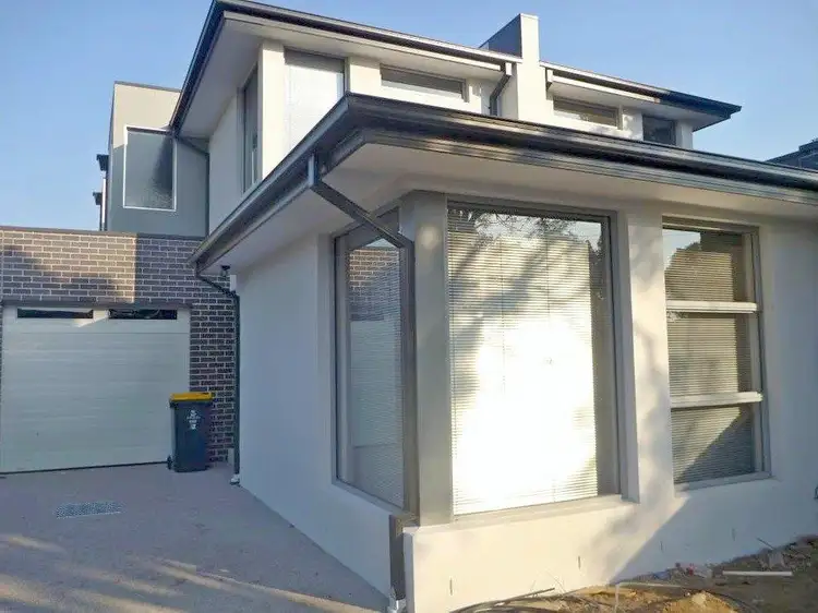 Second view of Homely house listing, 2/32 Myrtle Grove, Altona VIC 3018