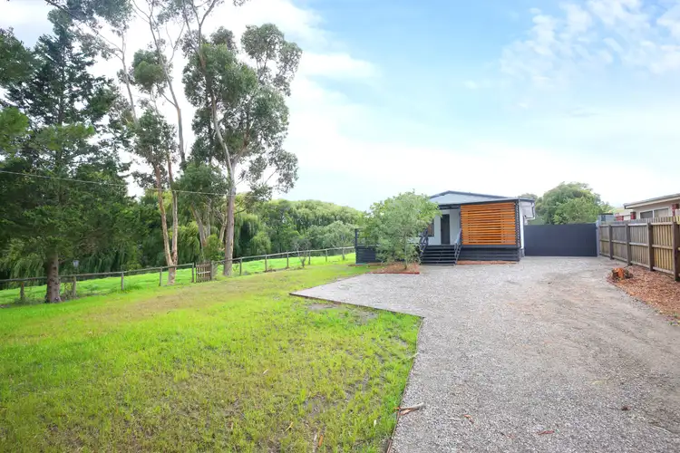 99 Beacon Point Road