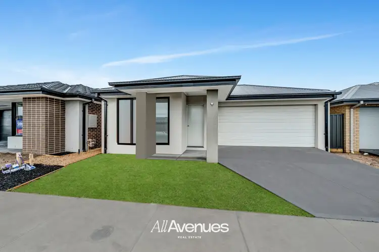 15 Jarrahwood Cct, Clyde VIC 3978