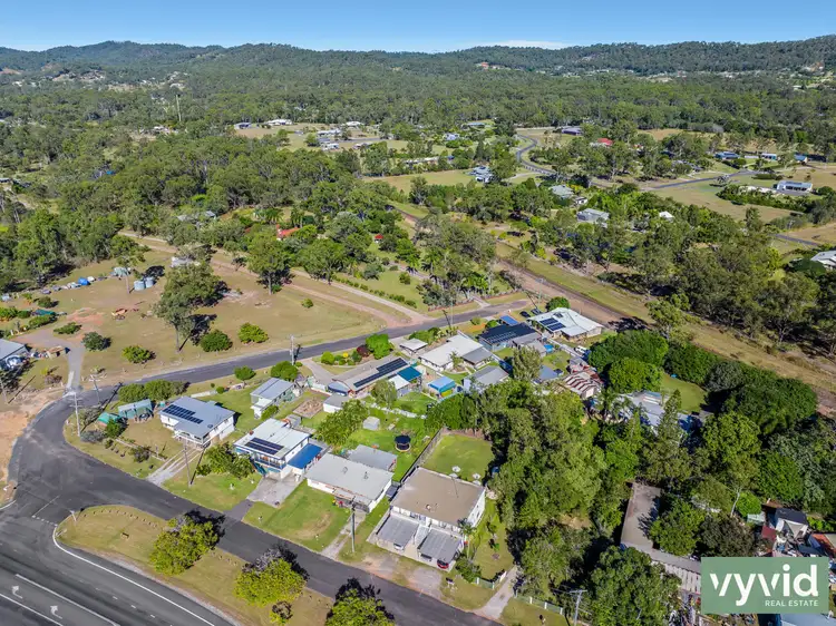 1/7 Beecher St, Beecher QLD 4680