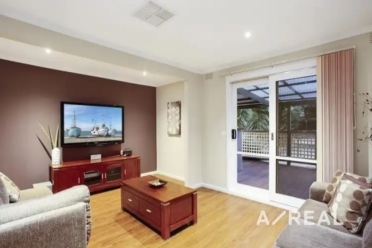 11 Arkarra Court