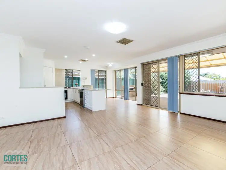 7 Well Pl, Bibra Lake WA 6163