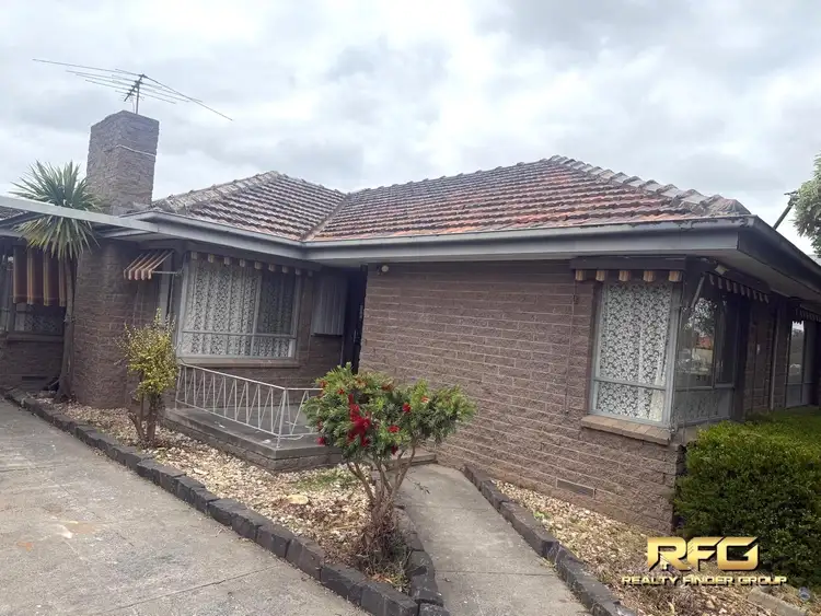 14 Bent St, St Albans VIC 3021
