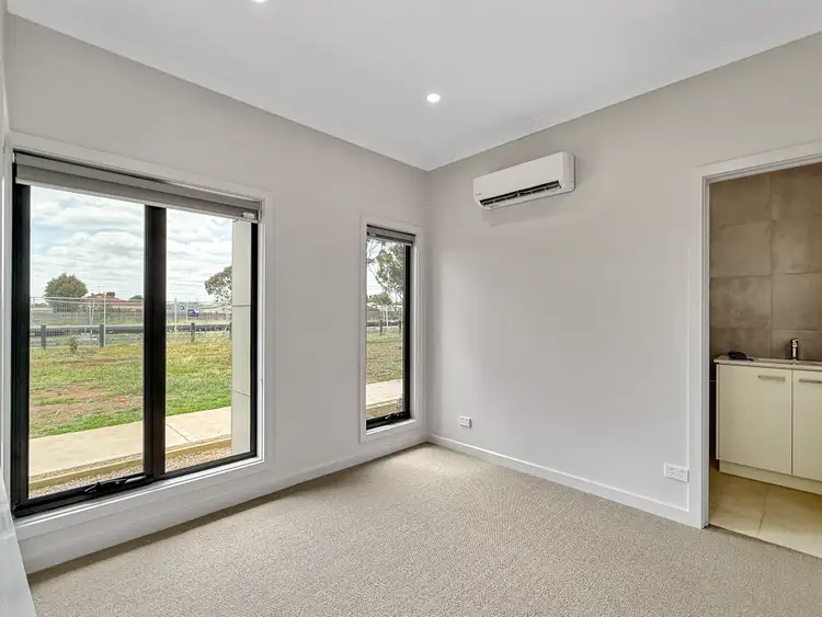 Fifth view of Homely house listing, 6 Hestia Walk, Weir Views VIC 3338