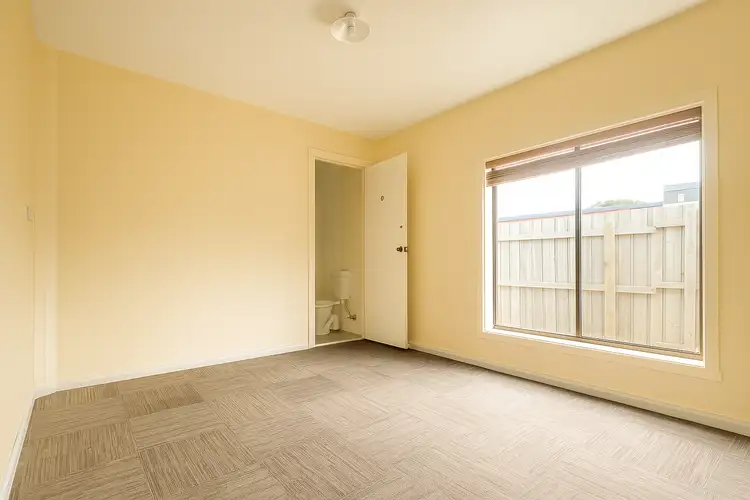 14B Macorna St, Frankston VIC 3199