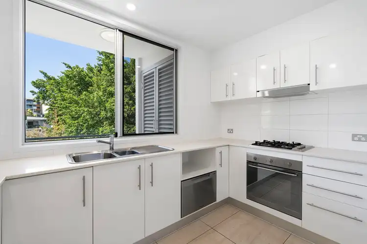 Fourth view of Homely apartment listing, 2/12 Kings Road, Taringa QLD 4068