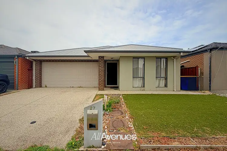27 Davenport Cres, Cranbourne West VIC 3977