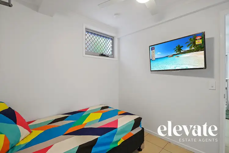 Room 4 - 1/68 Cambridge Street, Red Hill QLD 4059