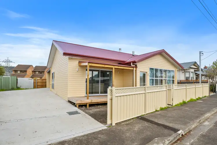 5 Clarendon St, New Town TAS 7008