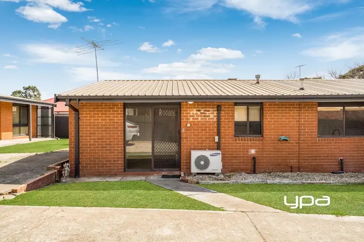 2/8 Harker St, Sunbury VIC 3429