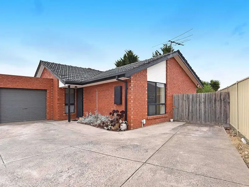 Main view of Homely unit listing, 2/8 Pilain Crescent, Keilor Downs VIC 3038