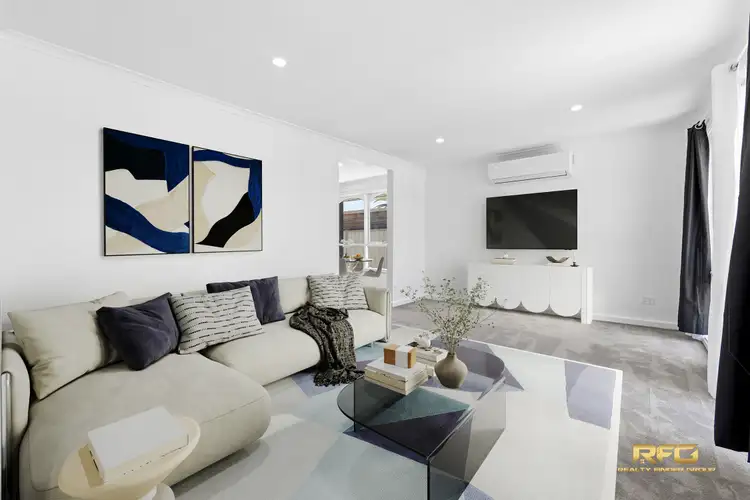 23 Clowes St, Melton South VIC 3338