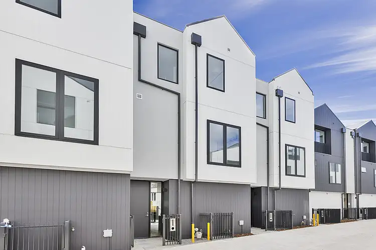 14 Gilson Place, Sunshine VIC 3020