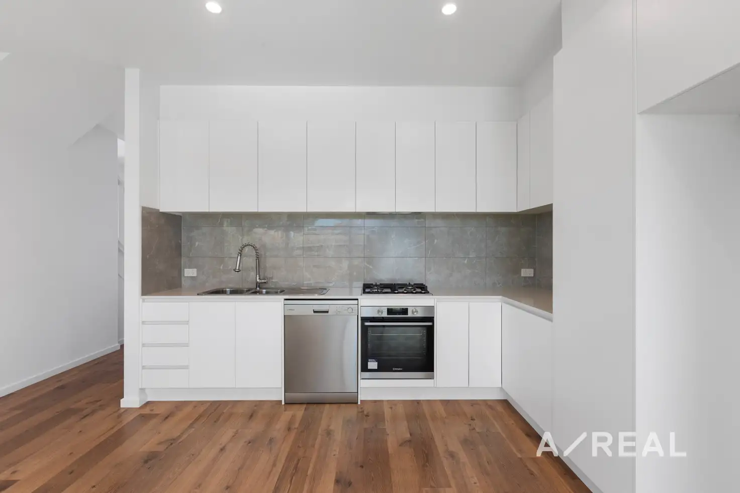 Main view of Homely townhouse listing, 2/75 Bamfield Road, Heidelberg Heights VIC 3081