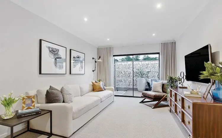 Second view of Homely house listing, 6 Hyde Ave, Clyde North VIC 3978